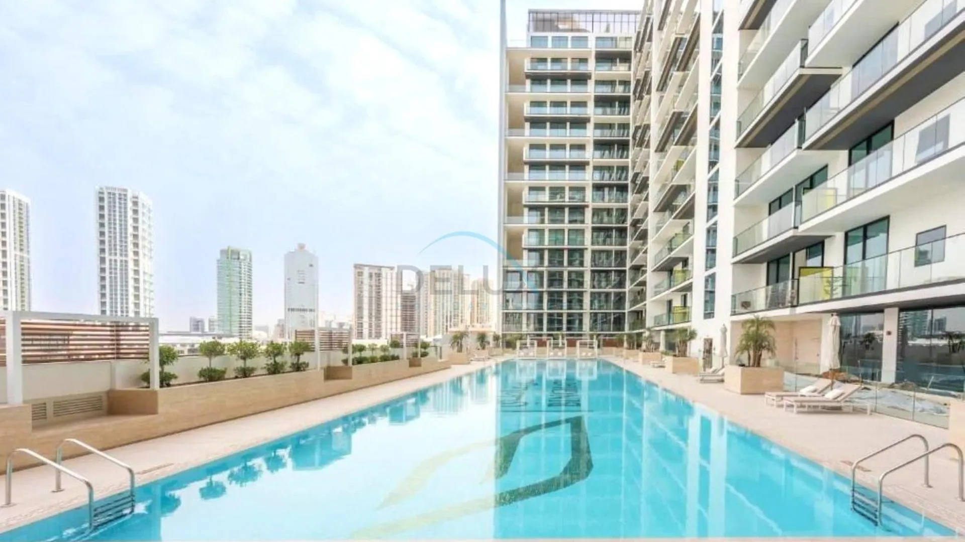 High Apartment Dubai 0*,